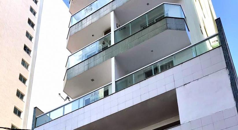 Loft Bem Localizado Proximo A Praia グアラパリー エクステリア 写真